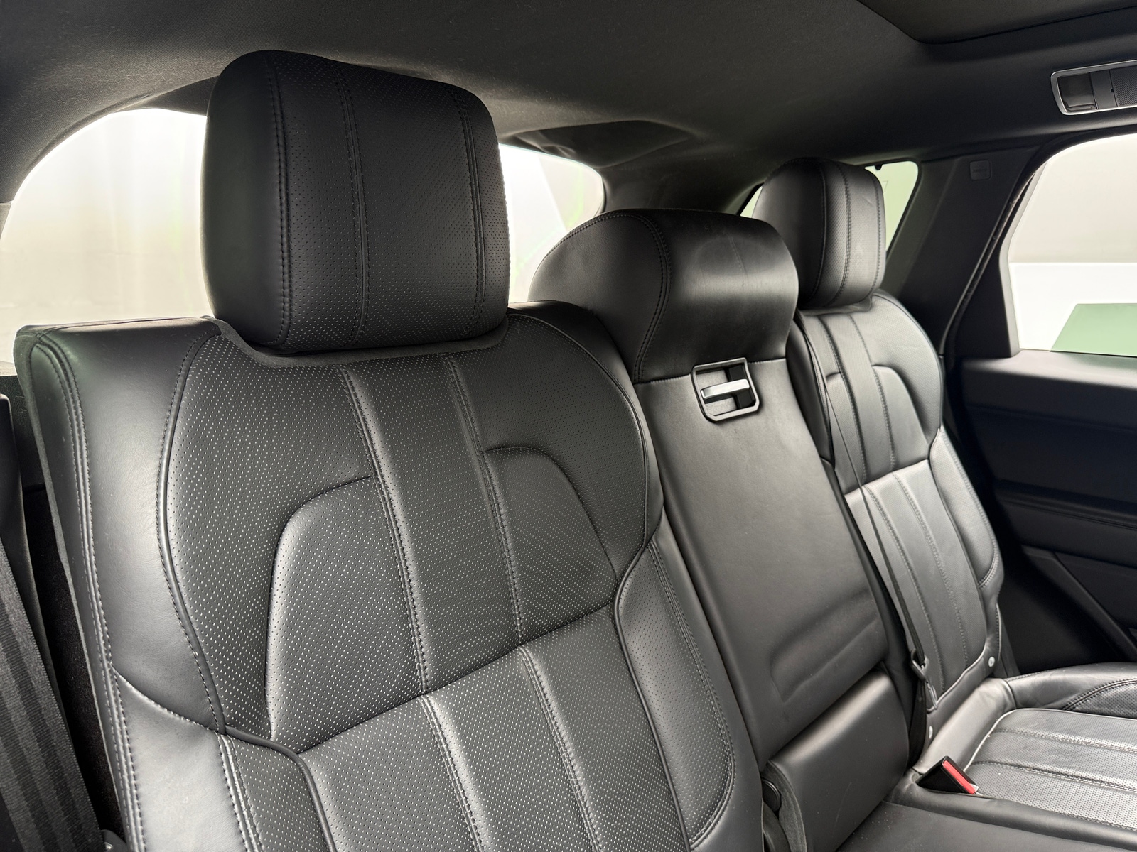 Thumbnail: 2016 Land Rover Range Rover Sport - 5