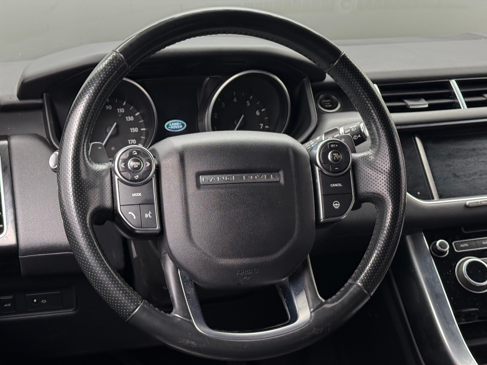 Thumbnail: 2016 Land Rover Range Rover Sport - 4