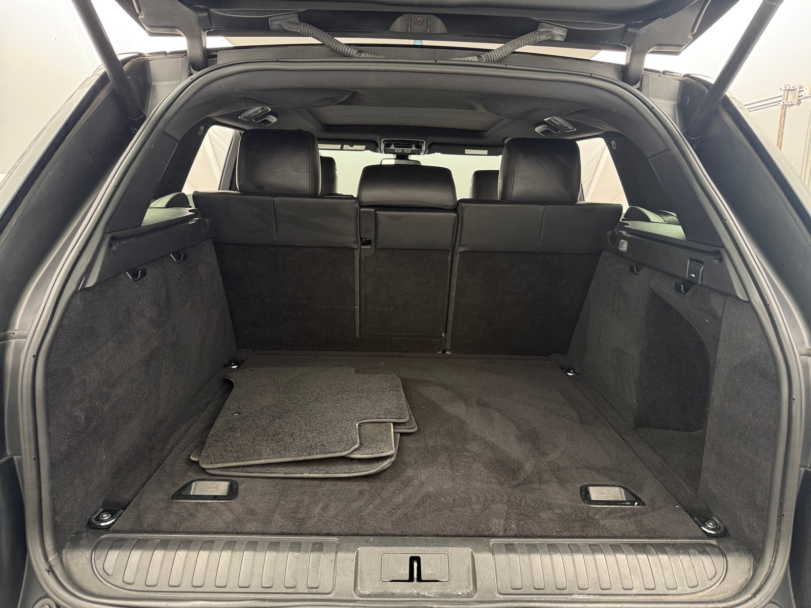 Thumbnail: 2016 Land Rover Range Rover Sport - 6
