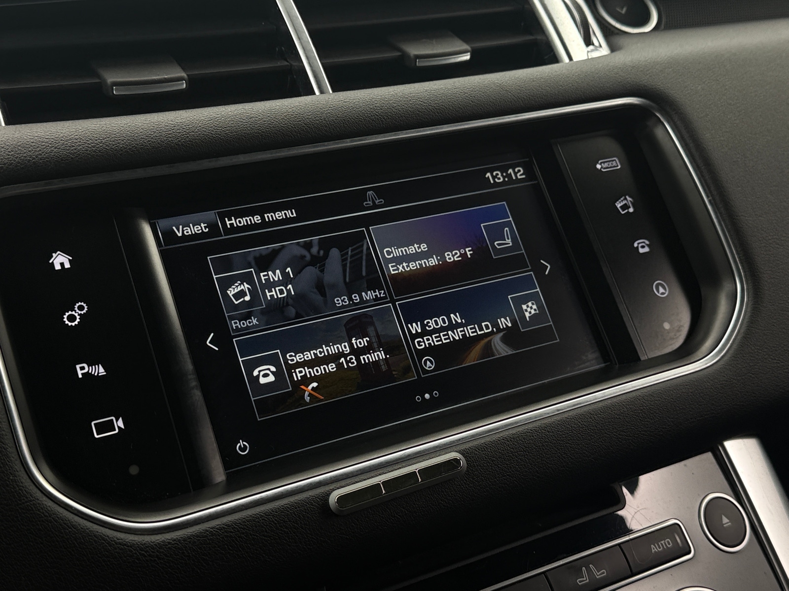 Thumbnail: 2016 Land Rover Range Rover Sport - 3
