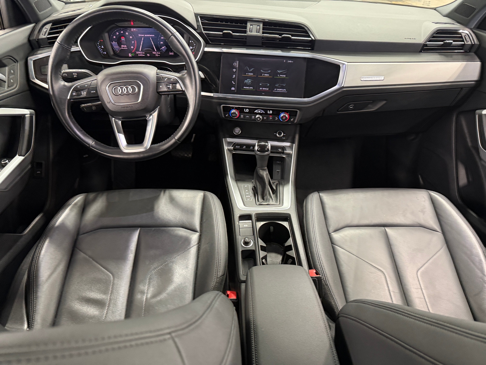 Thumbnail: 2020 Audi Q3 - 2