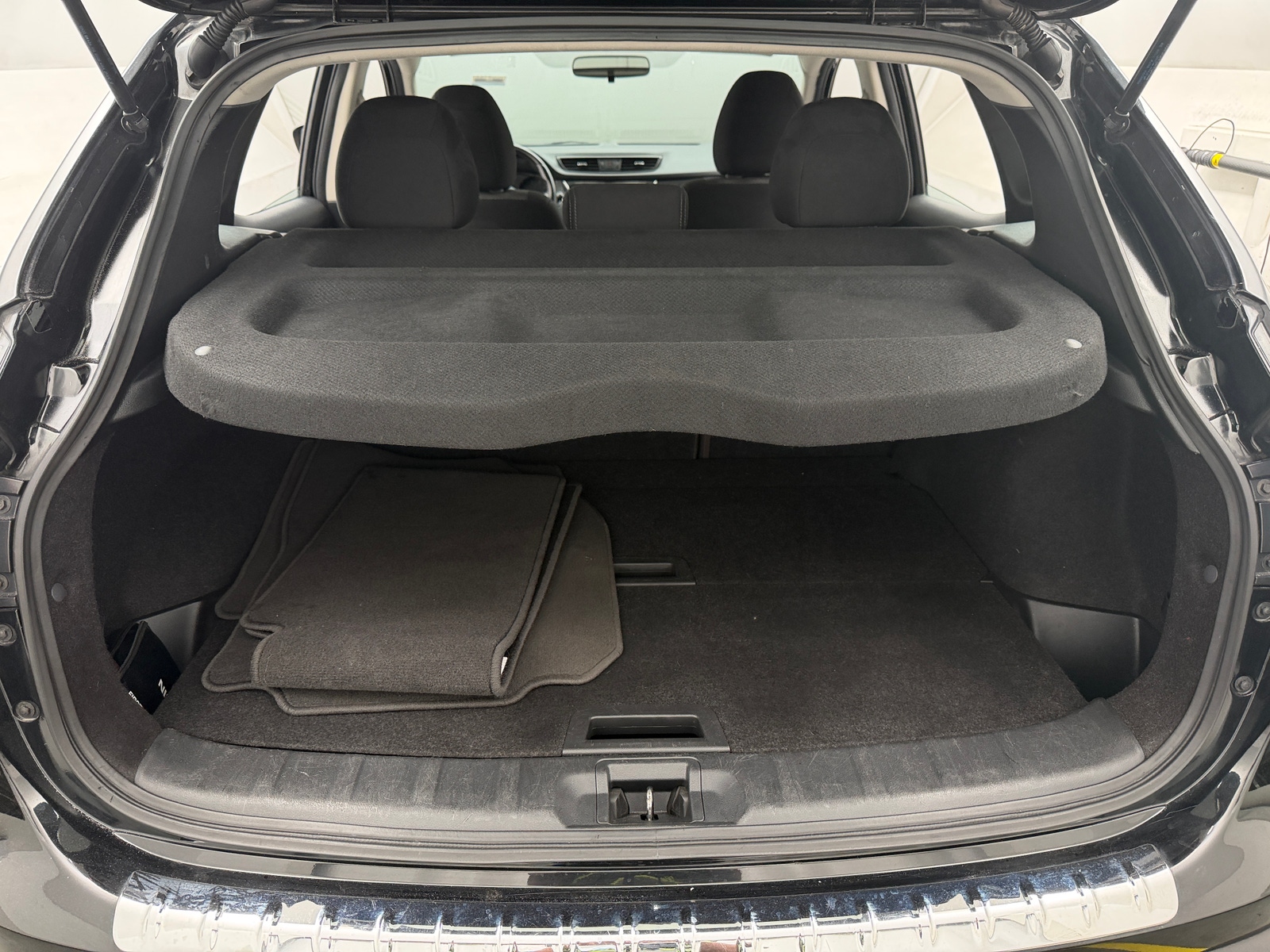 Thumbnail: 2018 Nissan Rogue Sport - 7