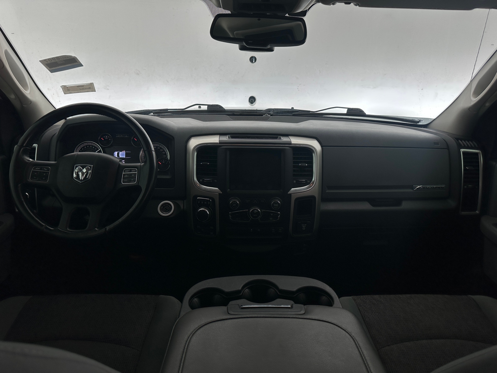Thumbnail: 2019 RAM 1500 Classic - 3