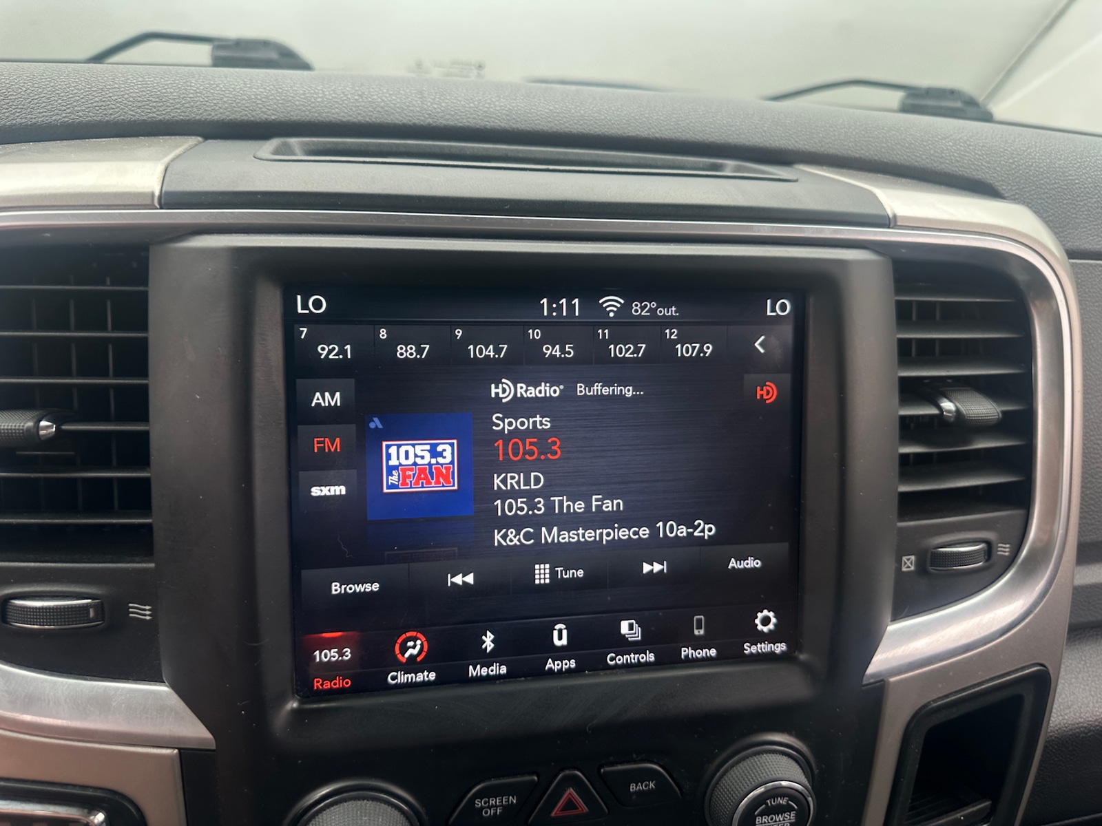 Thumbnail: 2019 RAM 1500 Classic - 4