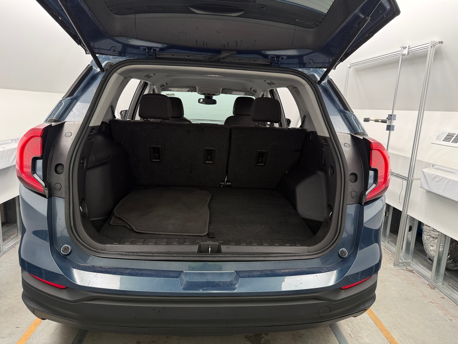 Thumbnail: 2024 GMC Terrain - 7