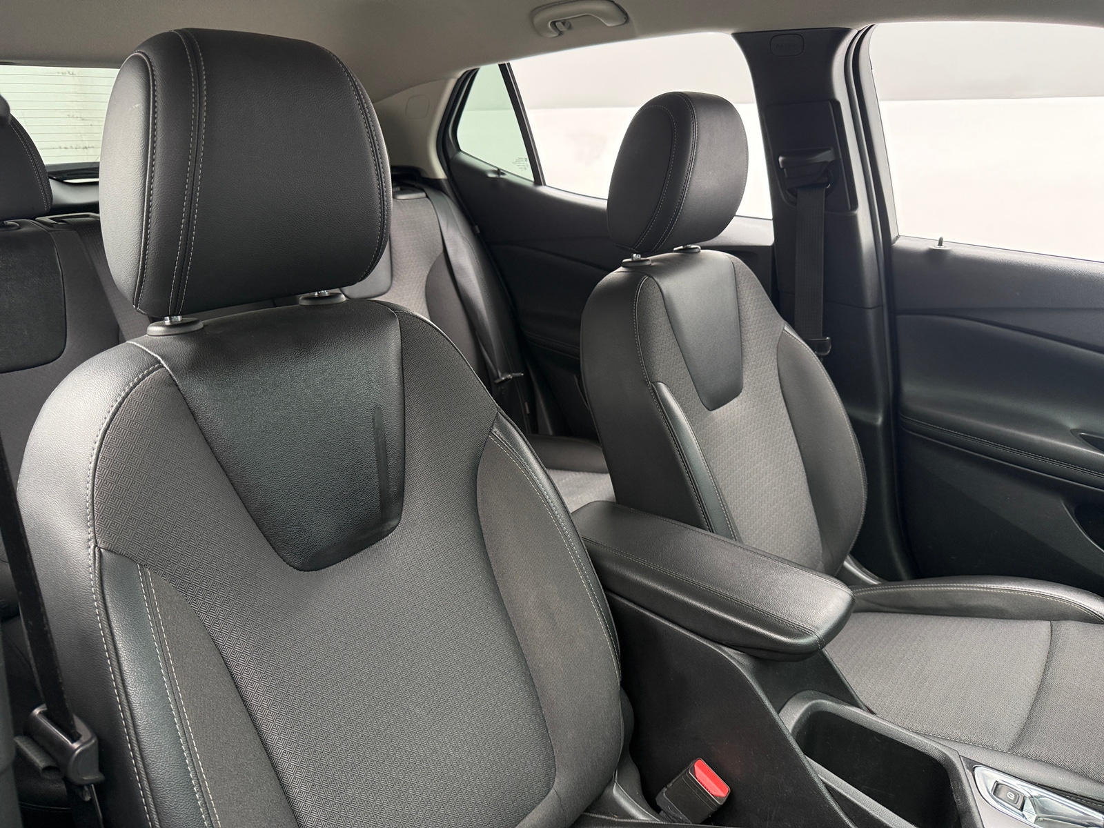 Thumbnail: 2023 Buick Encore GX - 2
