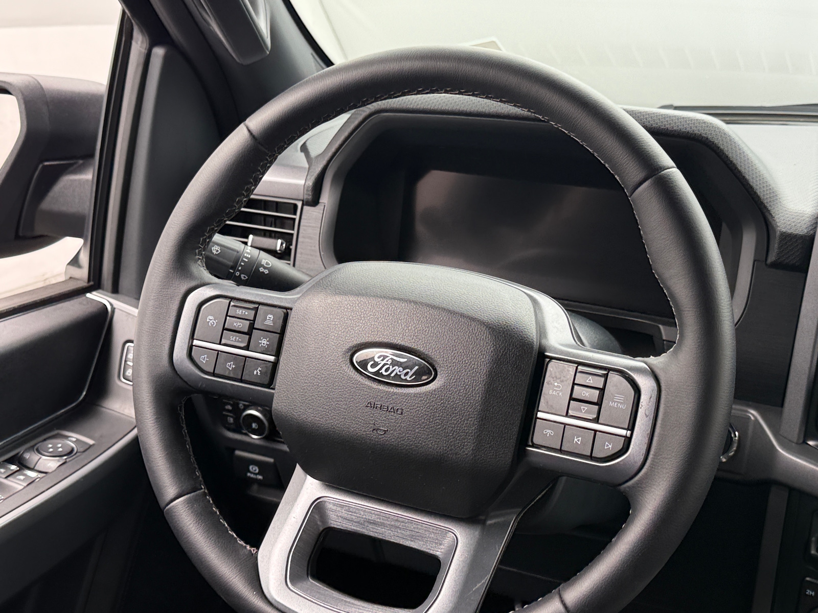 Thumbnail: 2025 Ford Econoline - 5