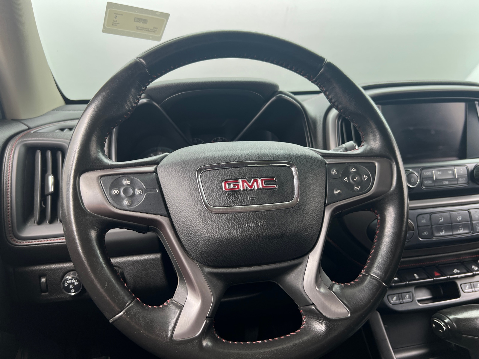 Thumbnail: 2018 GMC Canyon - 5