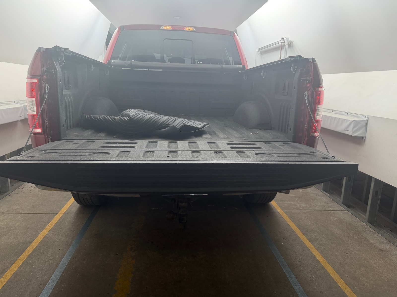Thumbnail: 2019 Ford Econoline - 7
