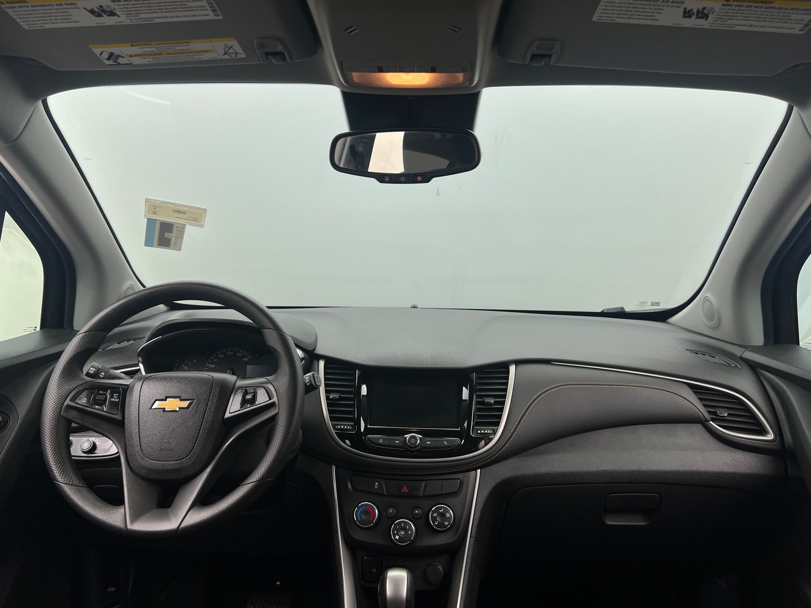 Thumbnail: 2020 Chevrolet Trax - 3