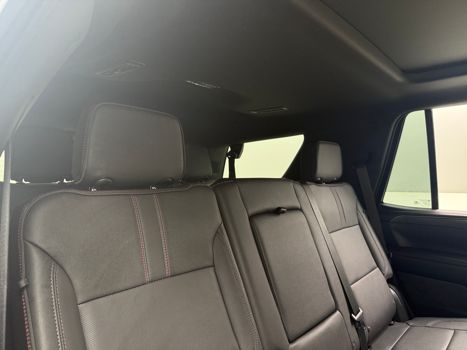 Thumbnail: 2023 Chevrolet Tahoe - 5