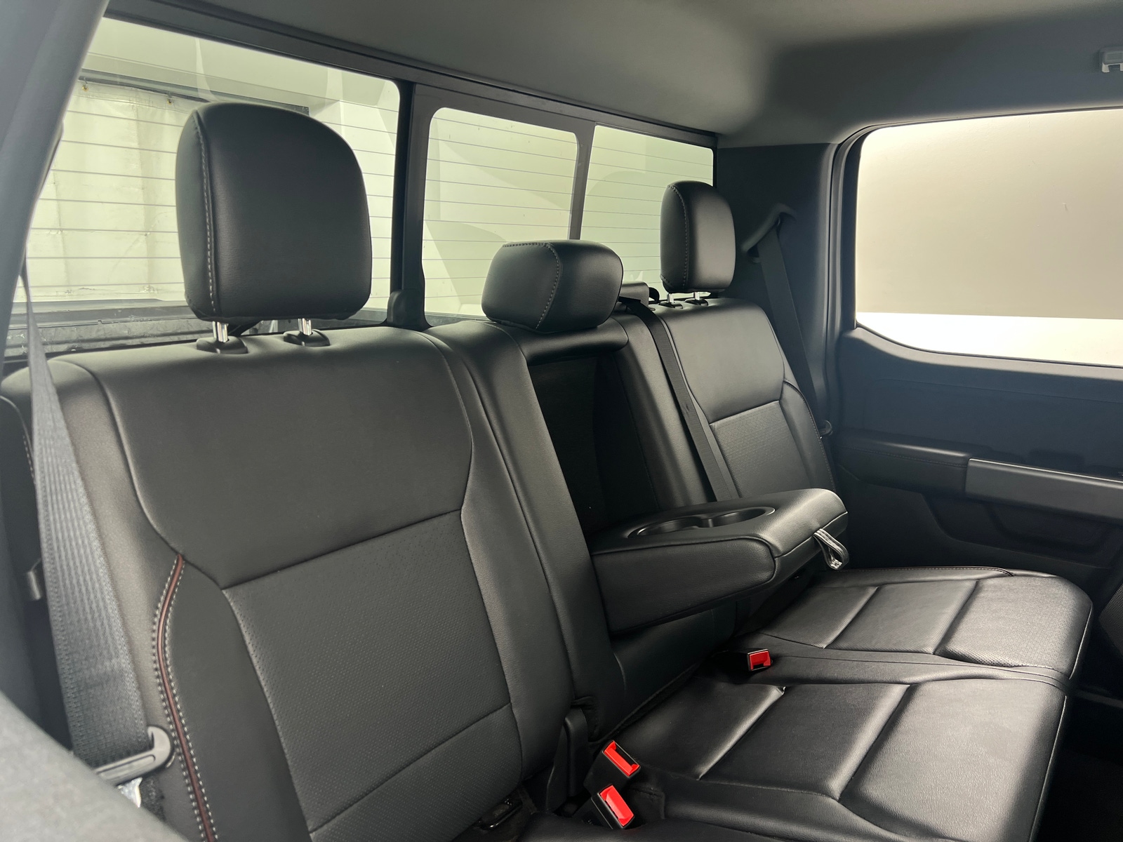 Thumbnail: 2022 Ford Econoline - 5