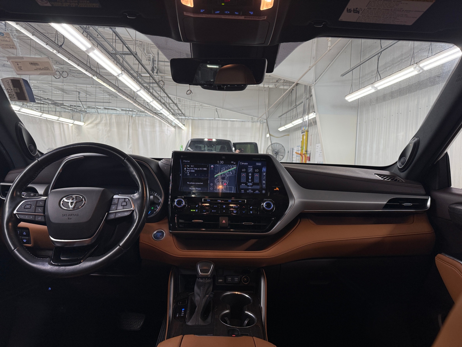 Thumbnail: 2021 Toyota Highlander - 2