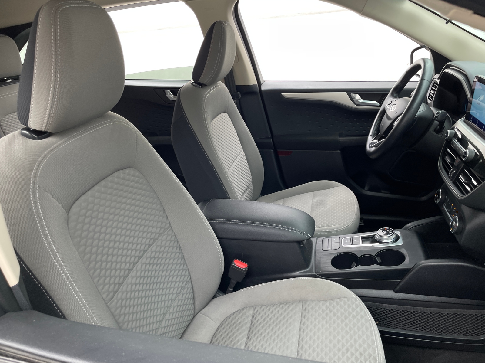 Thumbnail: 2020 Ford Escape - 2