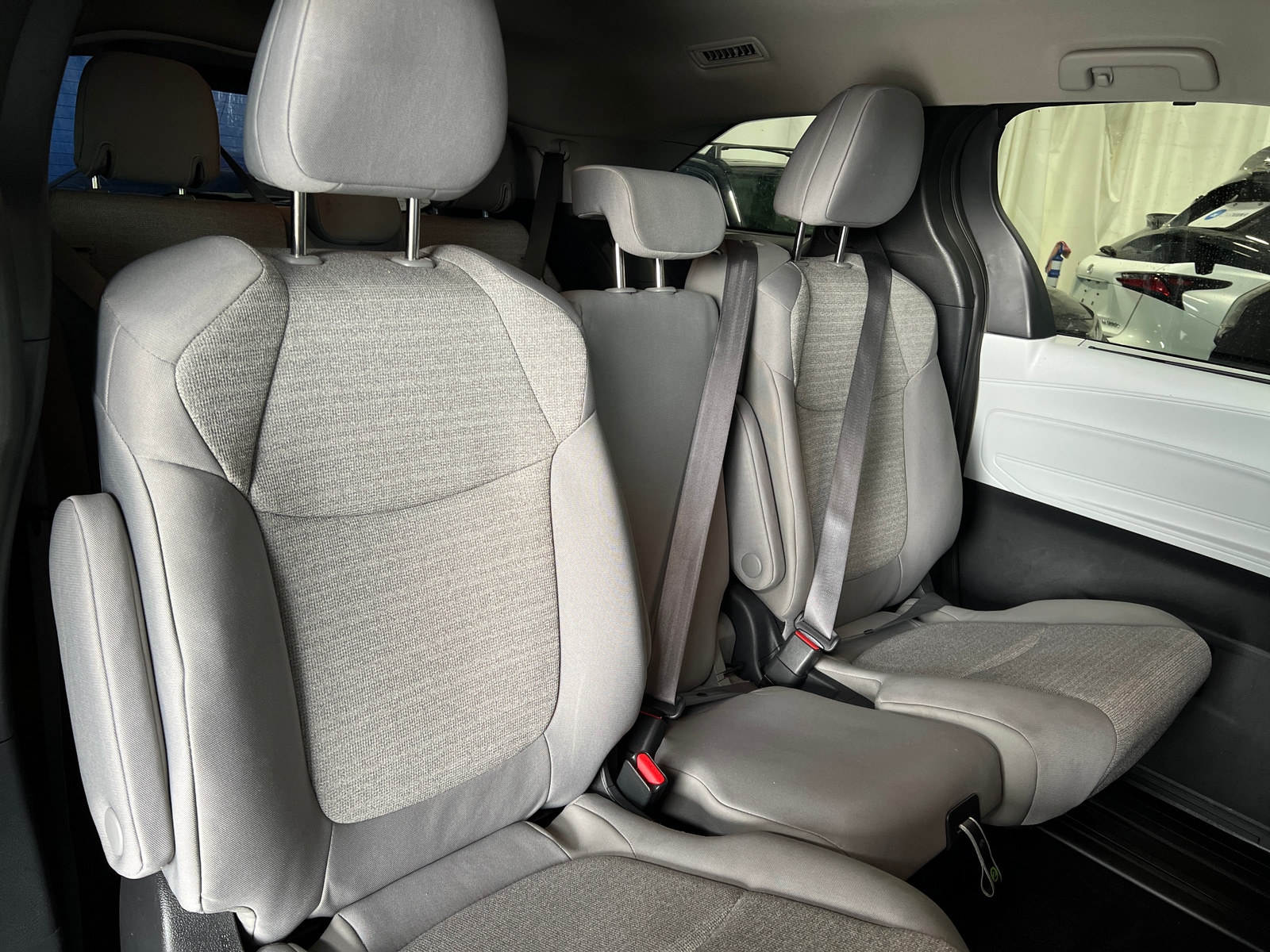 Thumbnail: 2025 Toyota Sienna - 6
