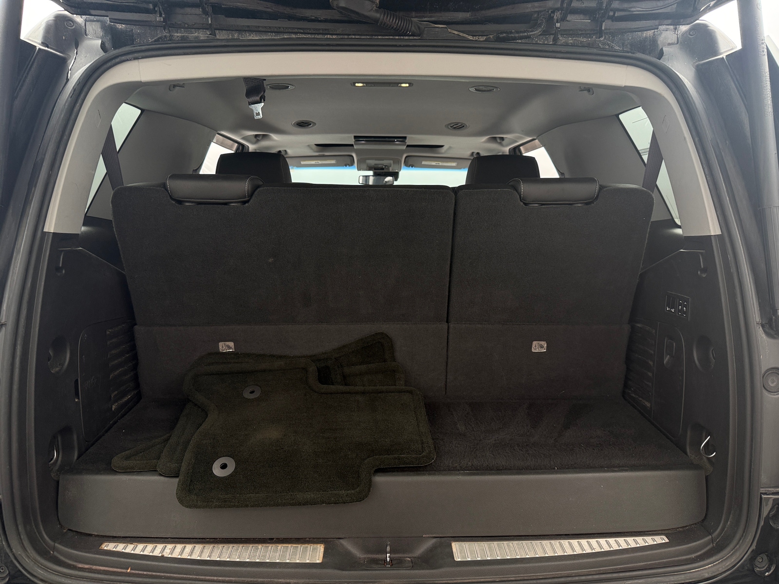 Thumbnail: 2016 Chevrolet Tahoe - 6