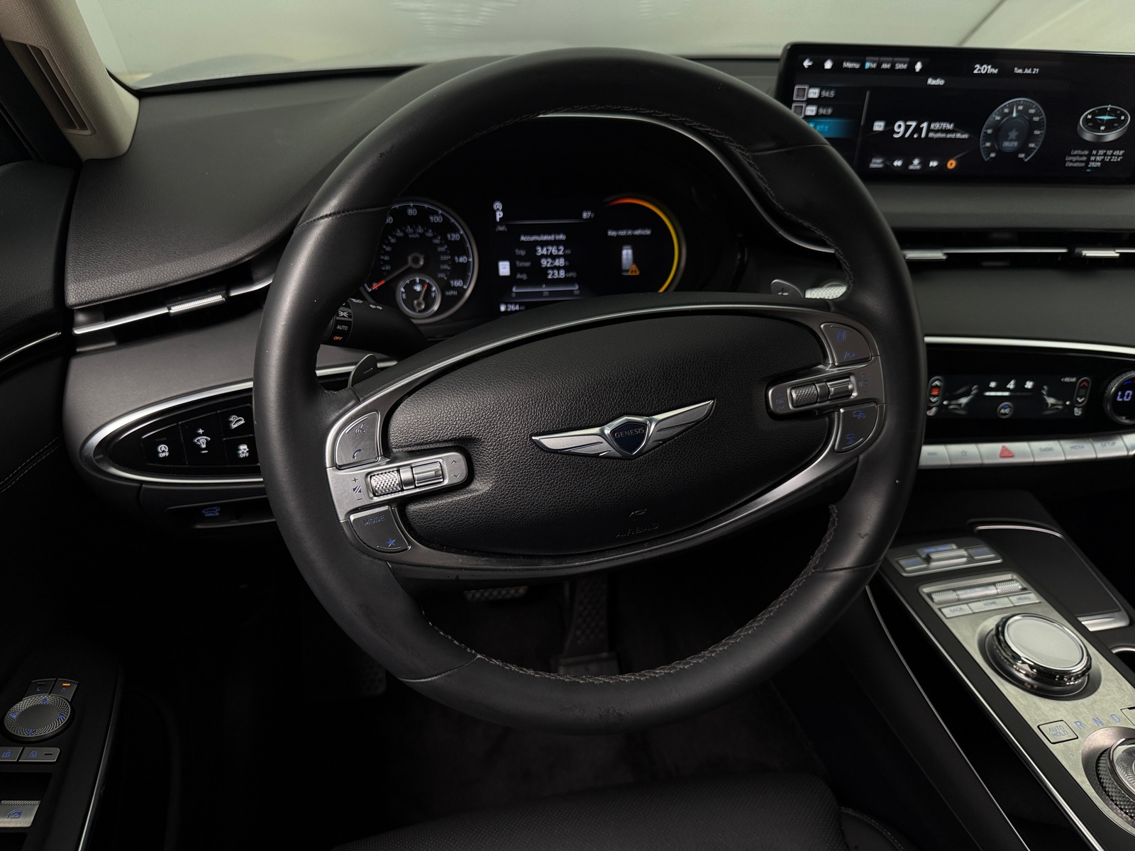 Thumbnail: 2025 Genesis GV70 - 4