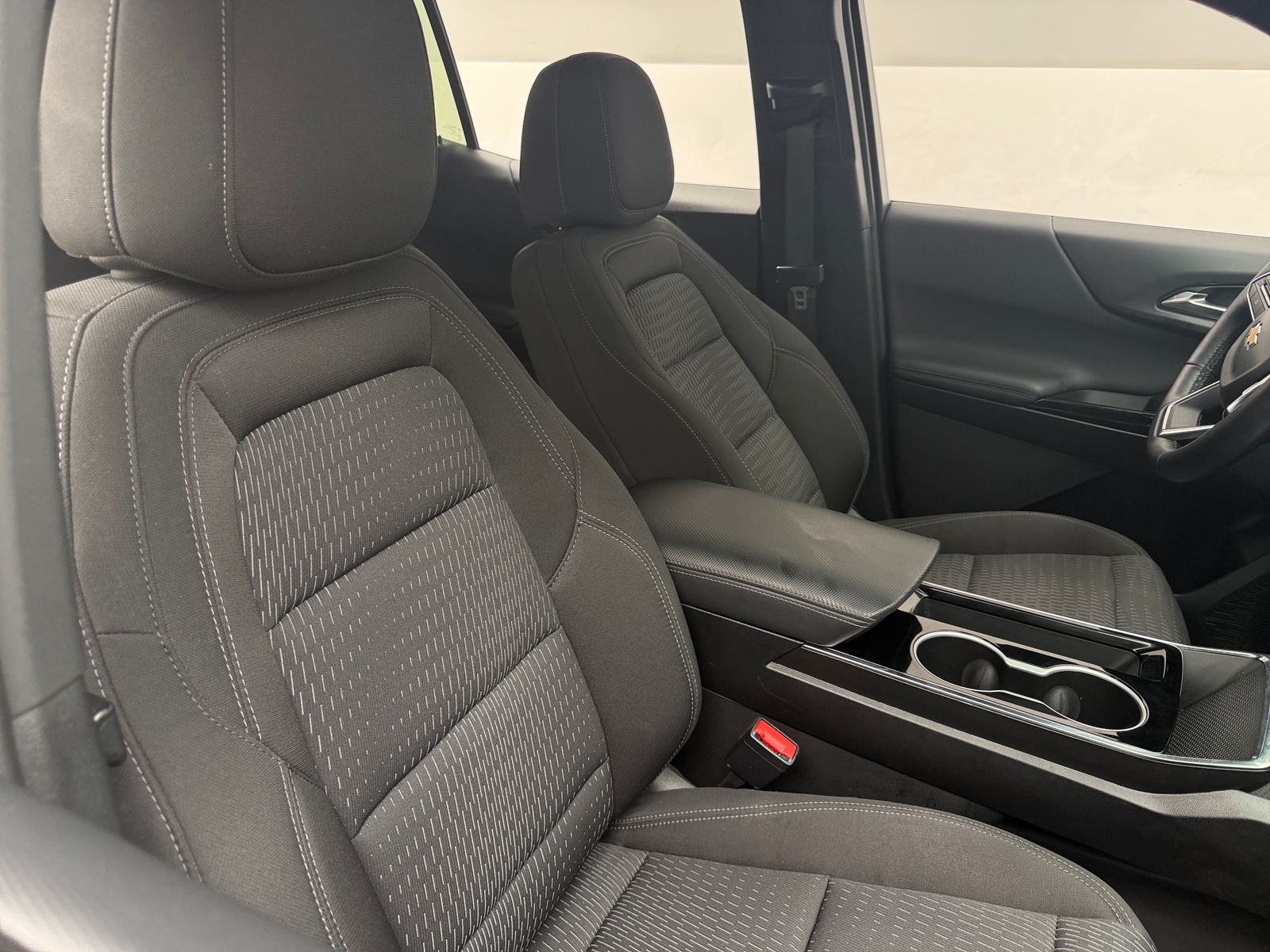 Thumbnail: 2025 Chevrolet Equinox - 2