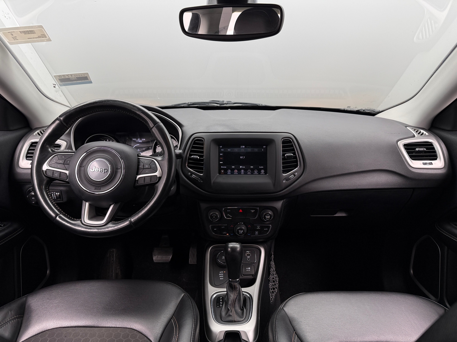 Thumbnail: 2019 Jeep Compass - 3