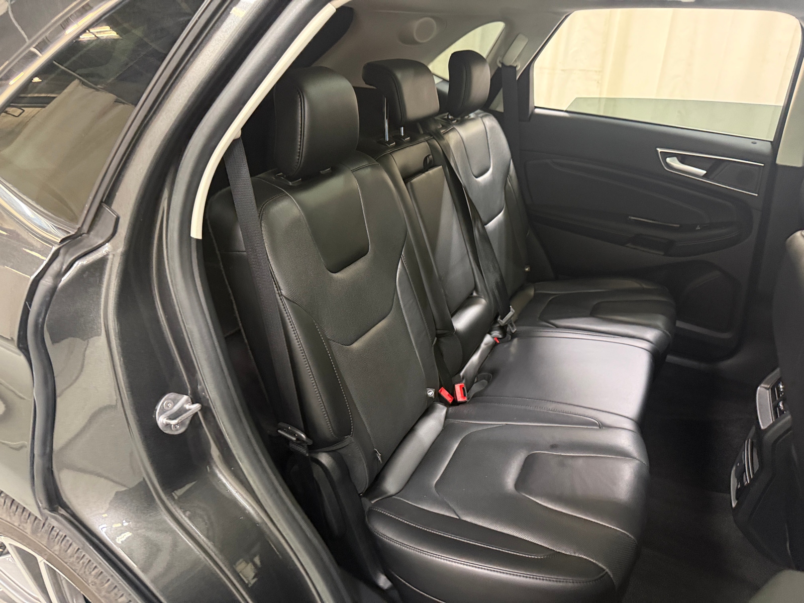 Thumbnail: 2019 Ford Edge - 5