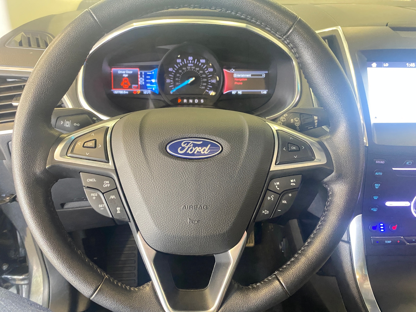Thumbnail: 2019 Ford Edge - 4
