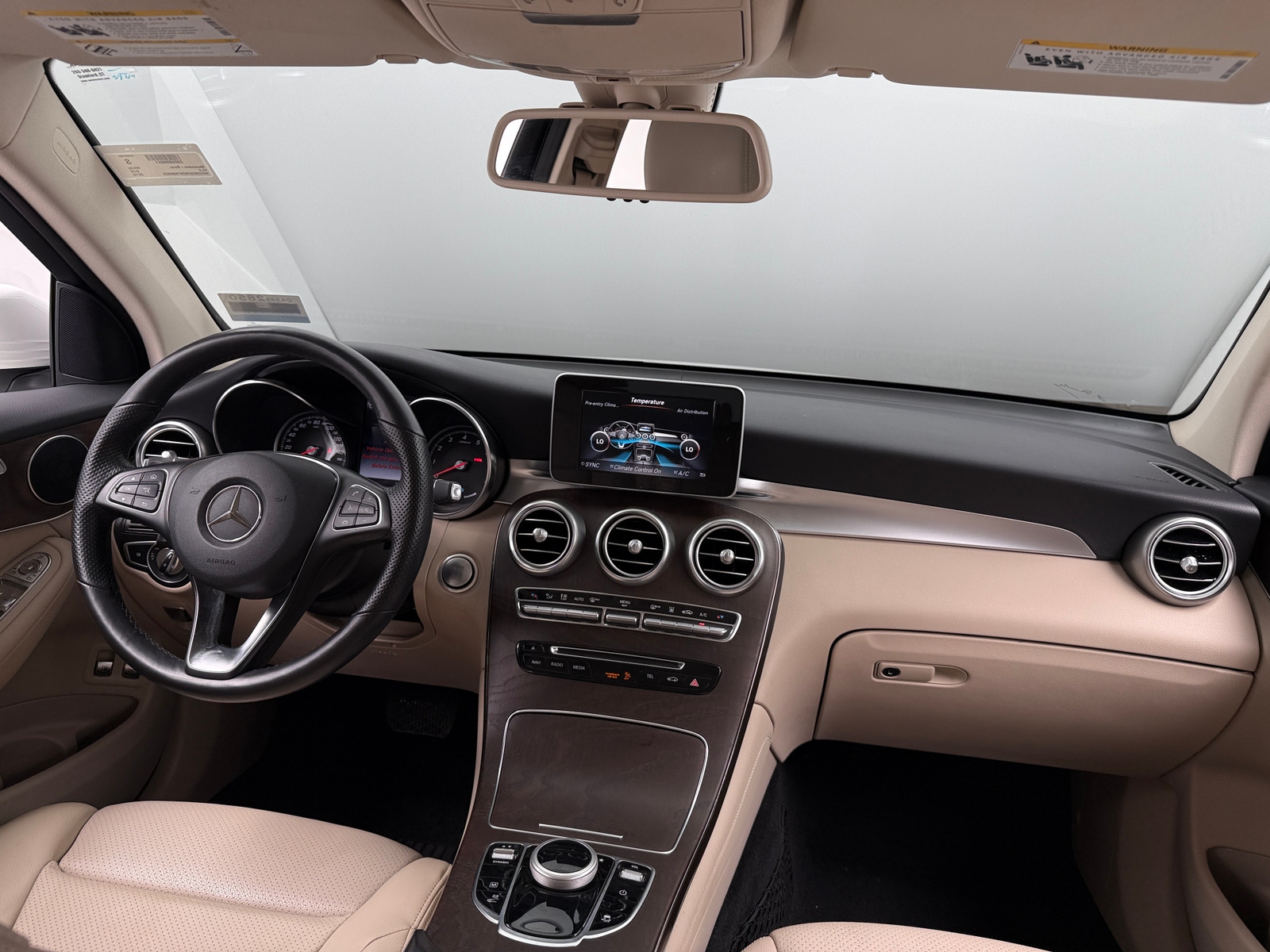Thumbnail: 2019 Mercedes-Benz GLC - 2