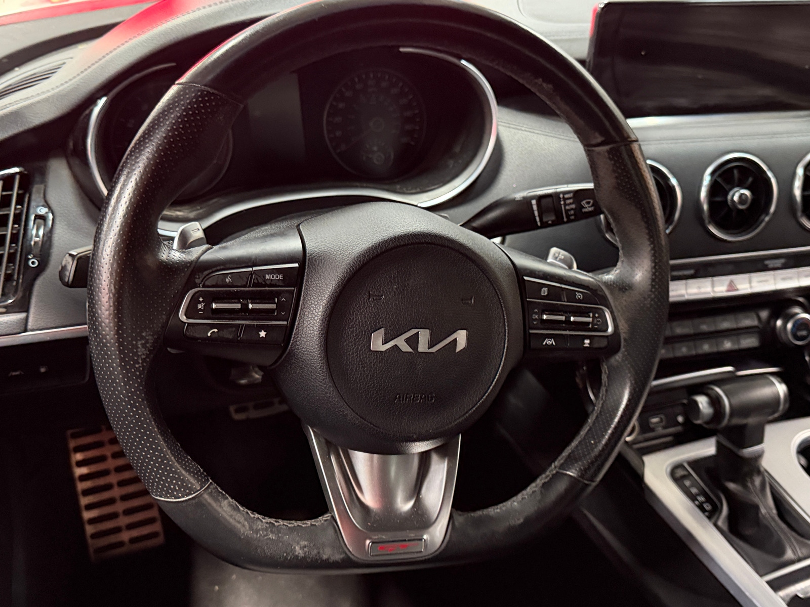 Thumbnail: 2022 Kia Stinger - 4