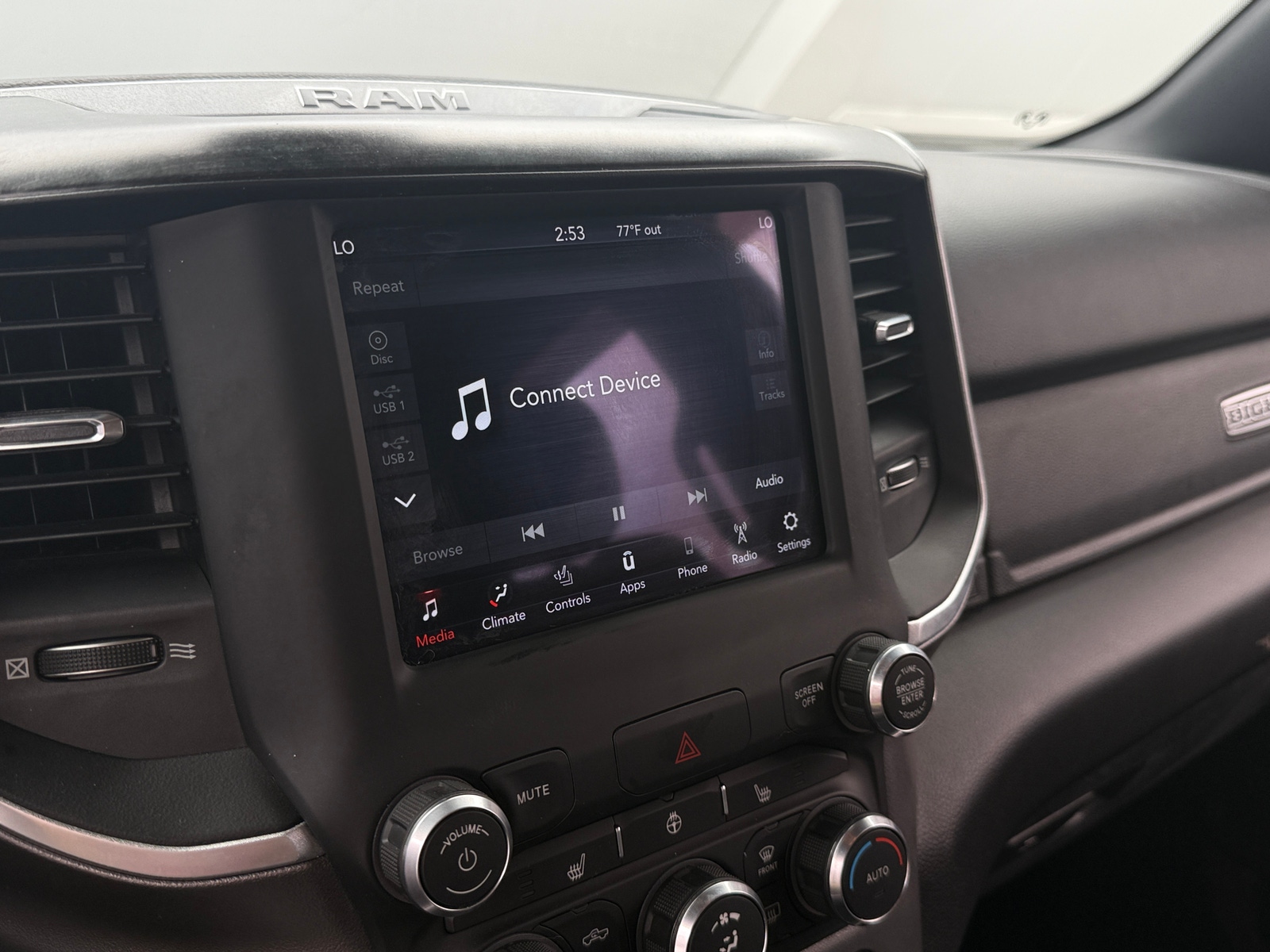 Thumbnail: 2019 RAM 1500 - 4