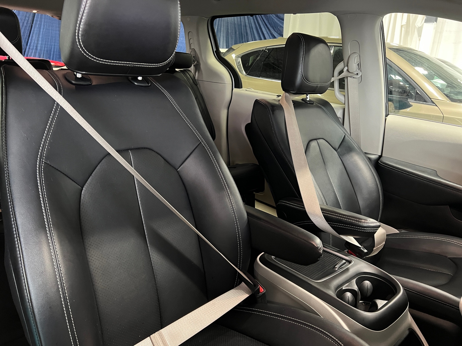 Thumbnail: 2024 Chrysler Pacifica - 2