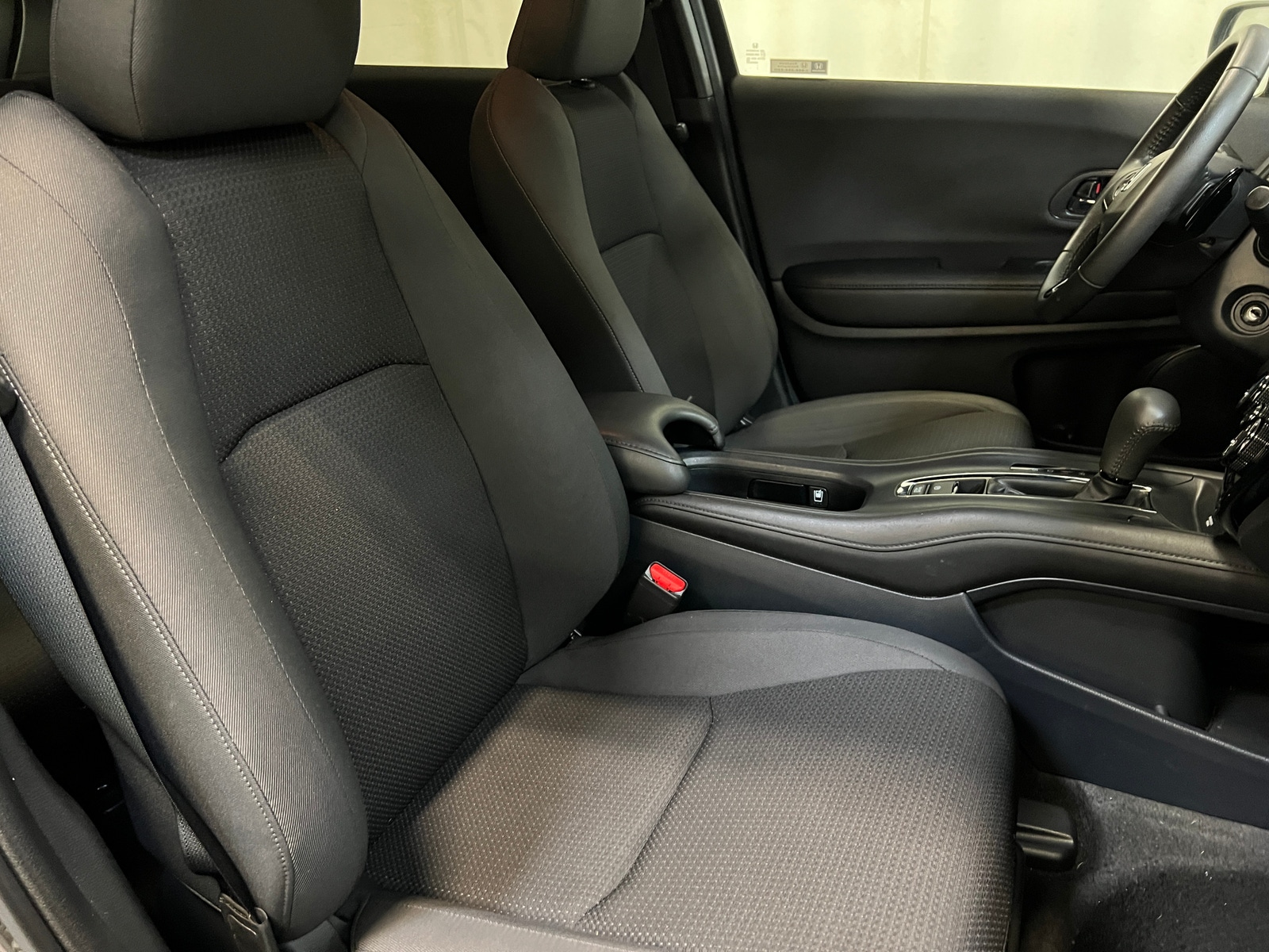 Thumbnail: 2021 Honda HR-V - 2