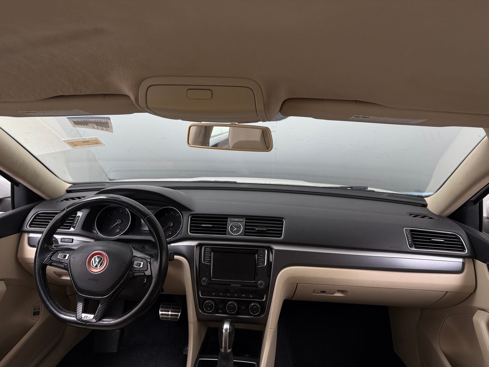 Thumbnail: 2017 Volkswagen Passat - 2