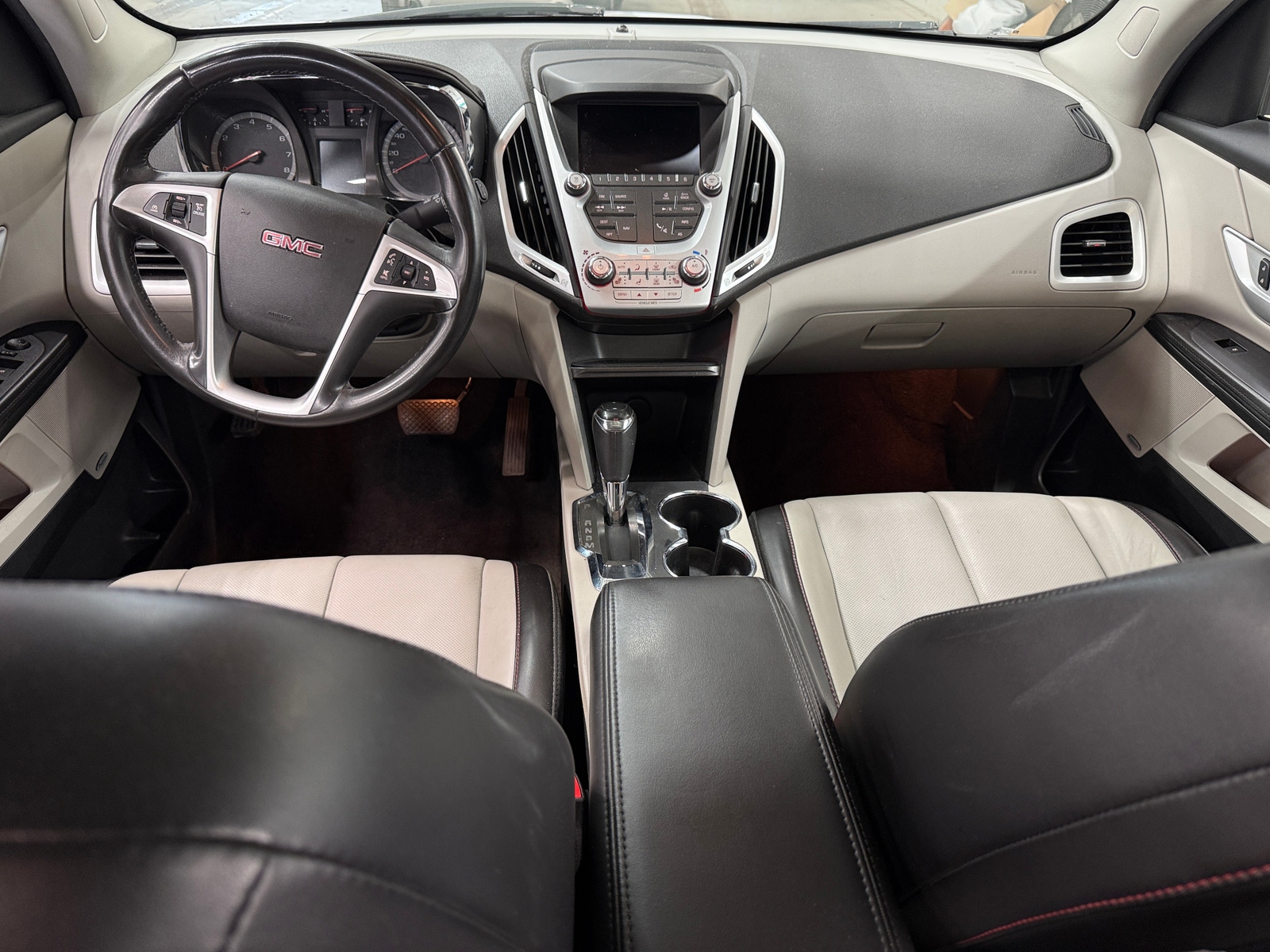 Thumbnail: 2016 GMC Terrain - 2