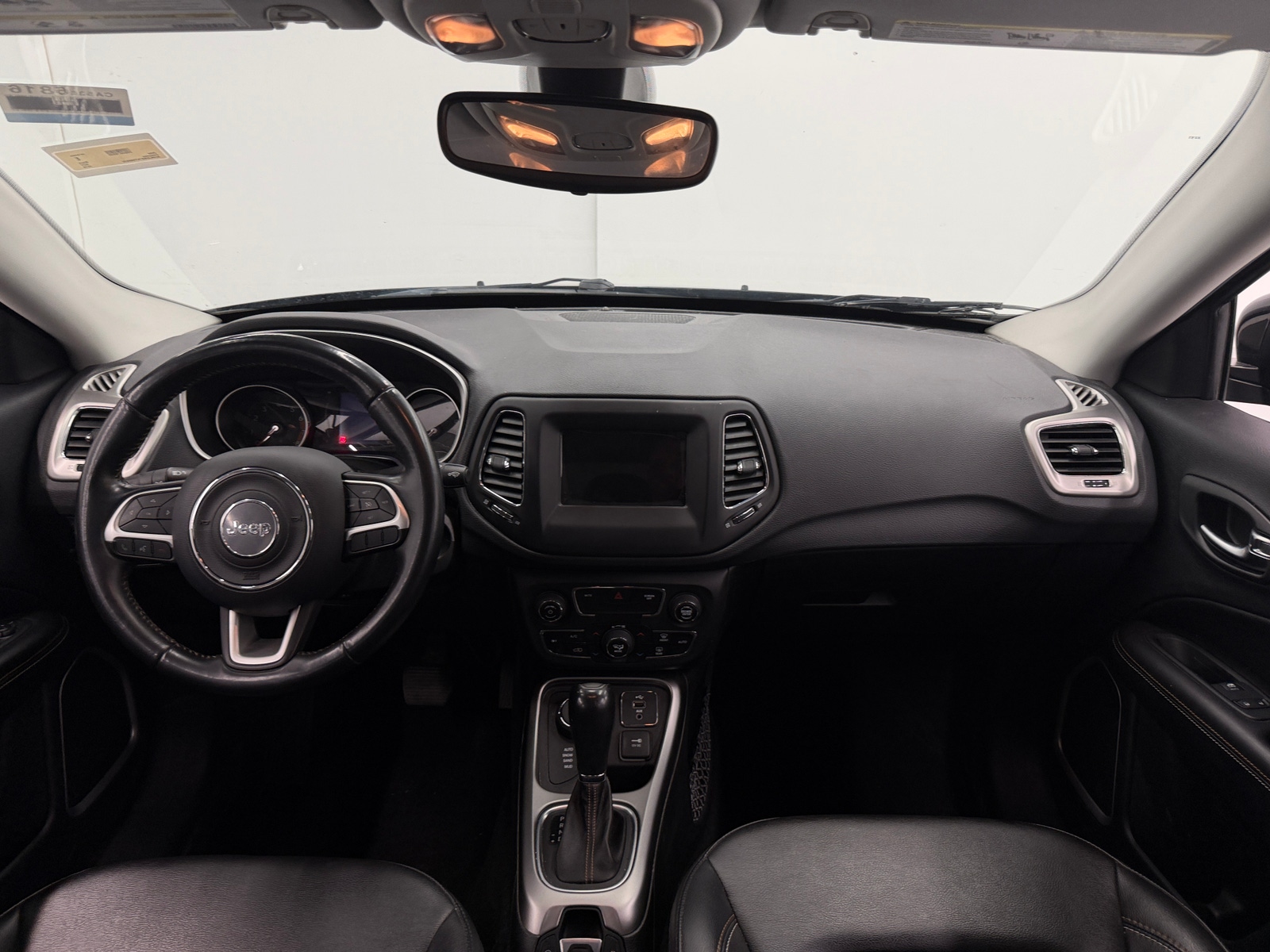 Thumbnail: 2019 Jeep Compass - 3
