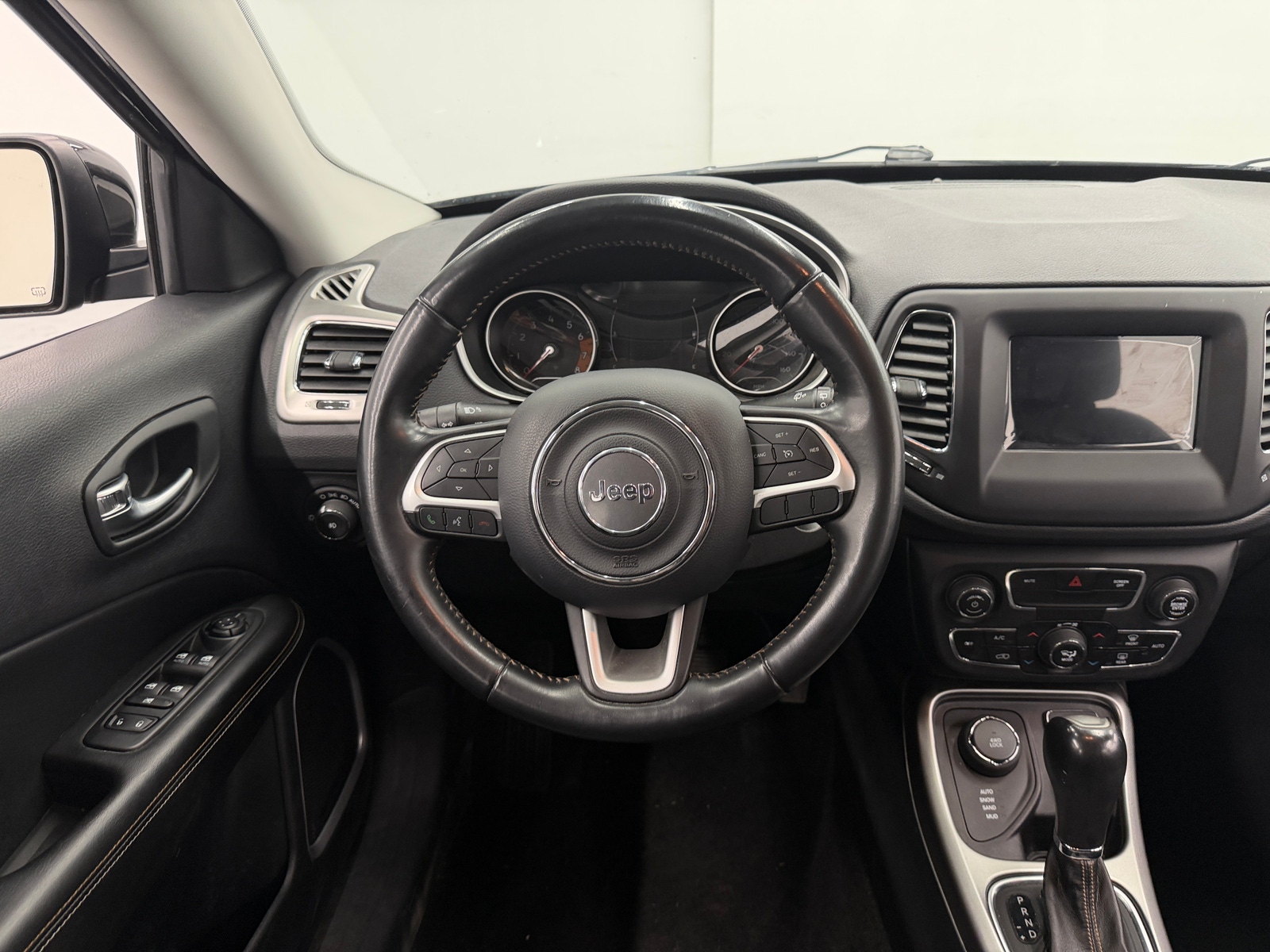 Thumbnail: 2019 Jeep Compass - 5