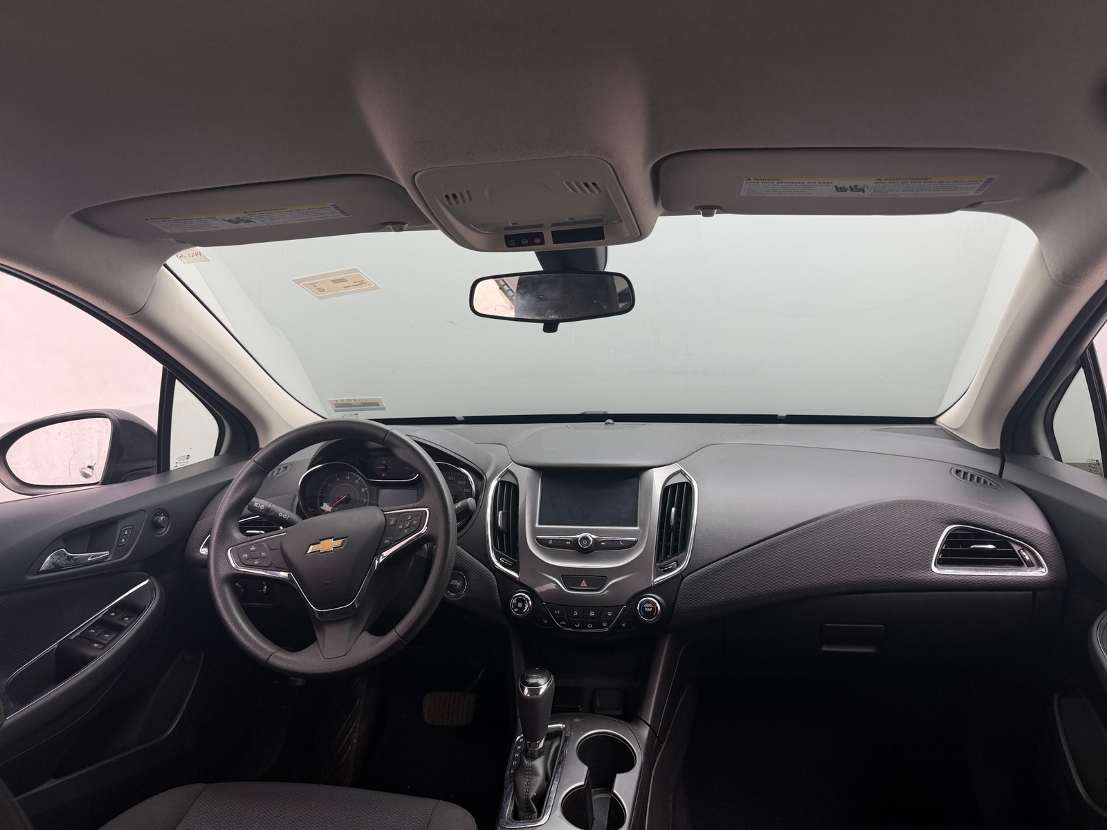 Thumbnail: 2016 Chevrolet Cruze - 3
