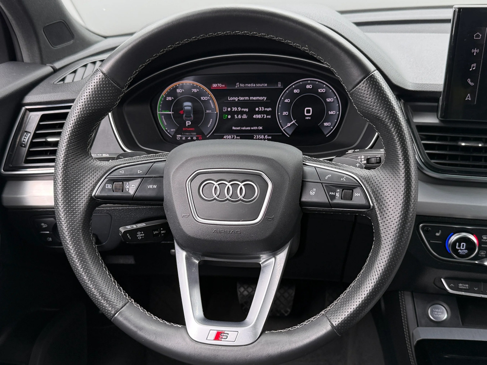 Thumbnail: 2023 Audi Q5 - 4