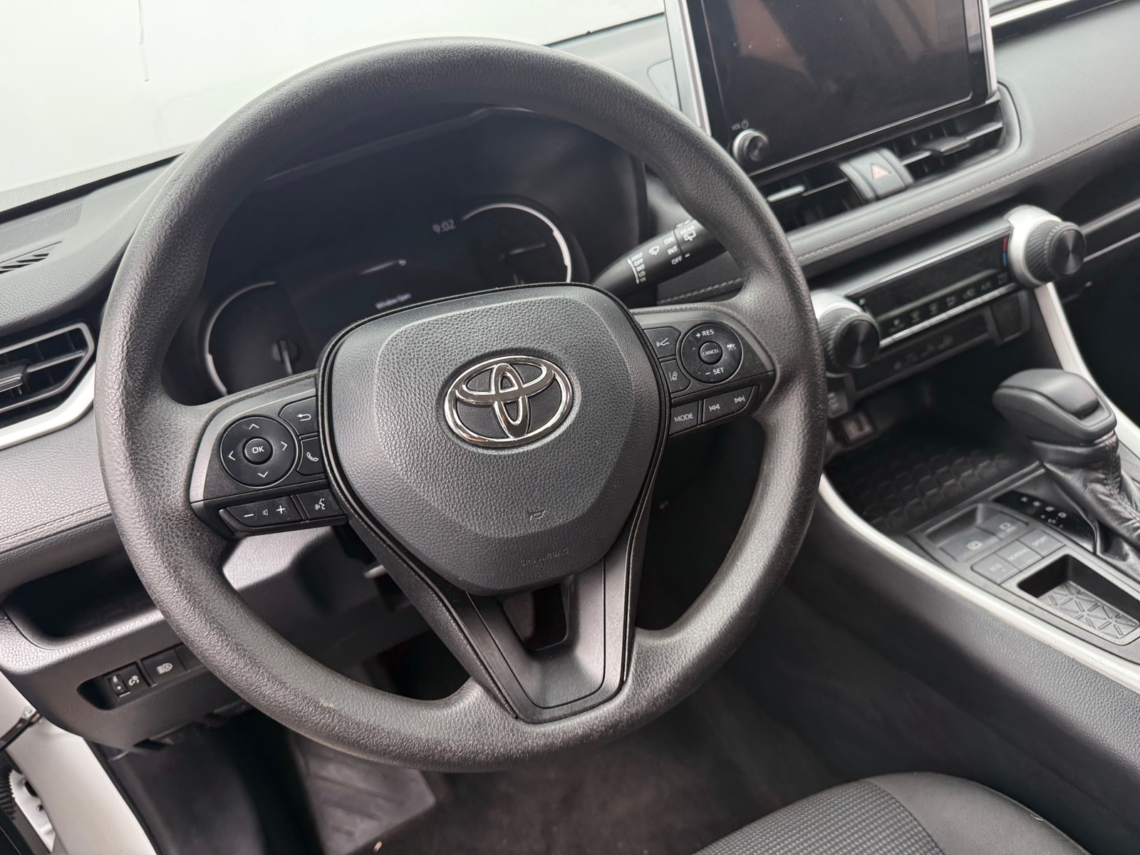 Thumbnail: 2023 Toyota RAV4 - 5