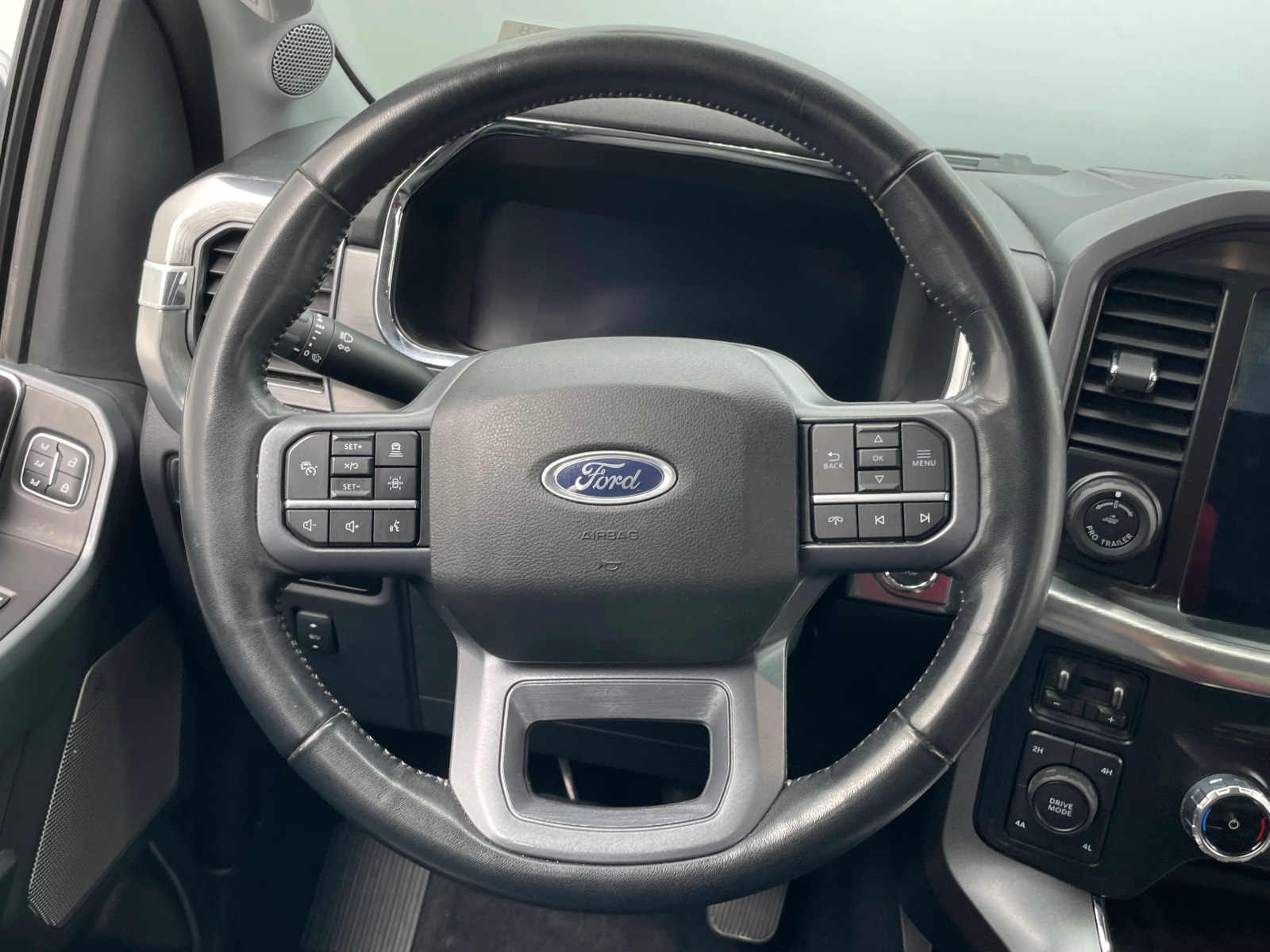 Thumbnail: 2023 Ford Econoline - 4