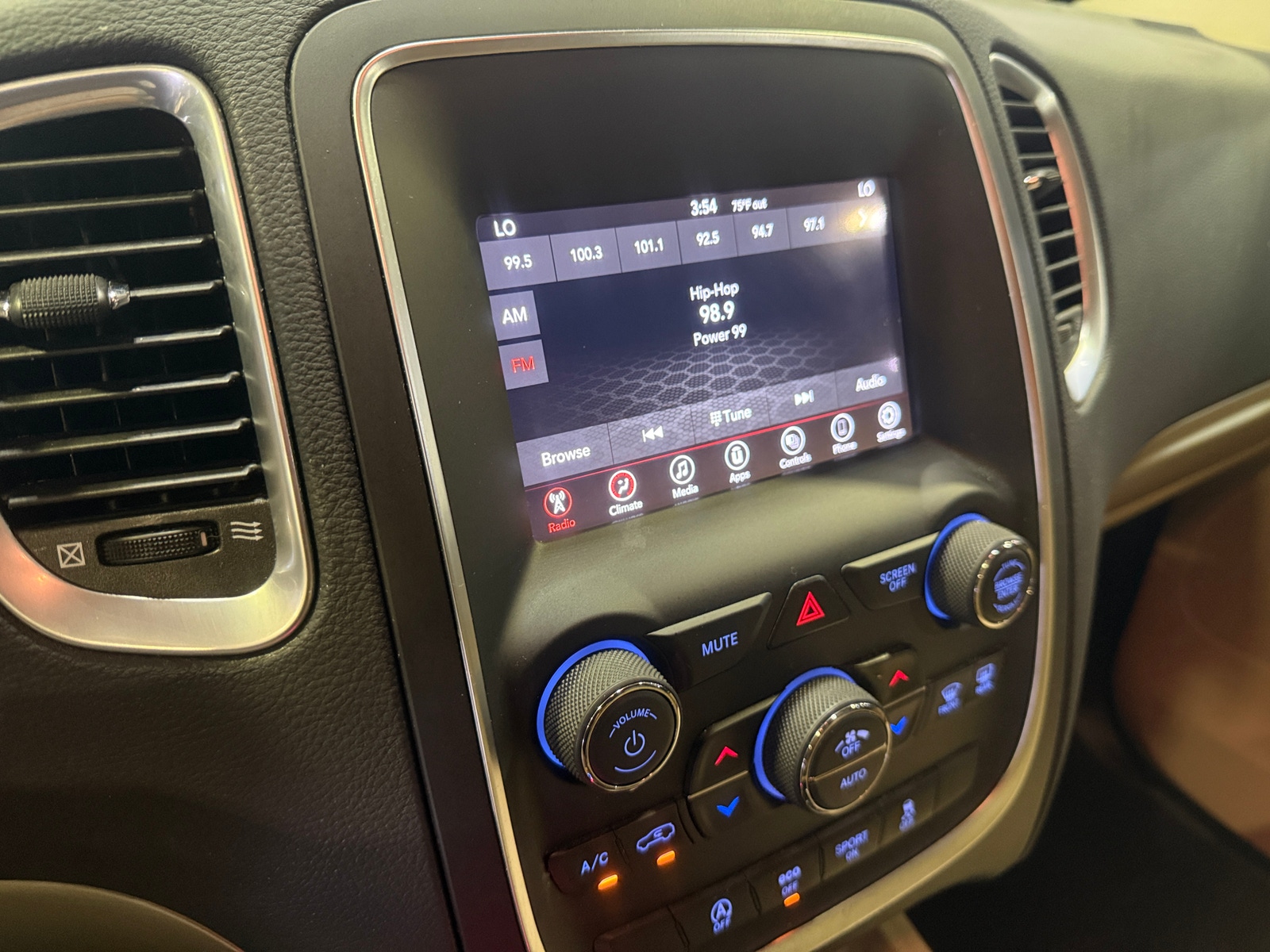 Thumbnail: 2020 Dodge Durango - 4