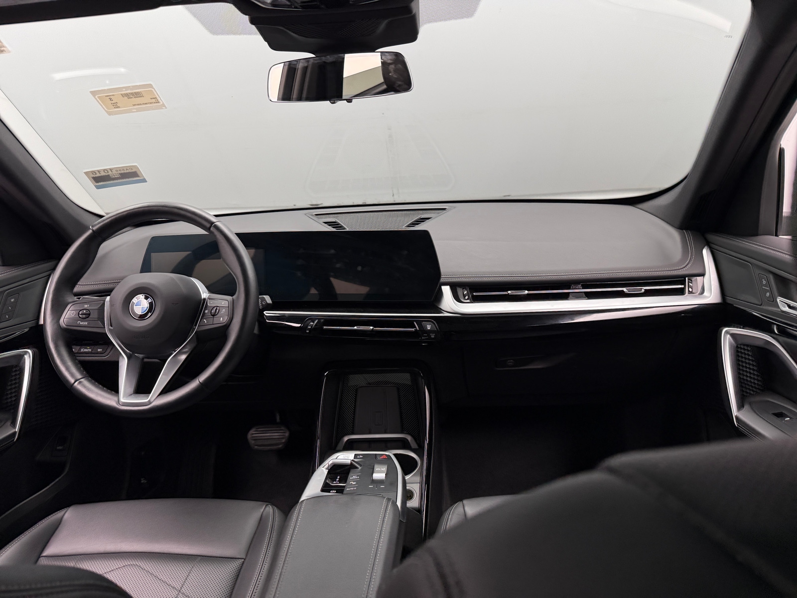 Thumbnail: 2025 BMW X1 - 2