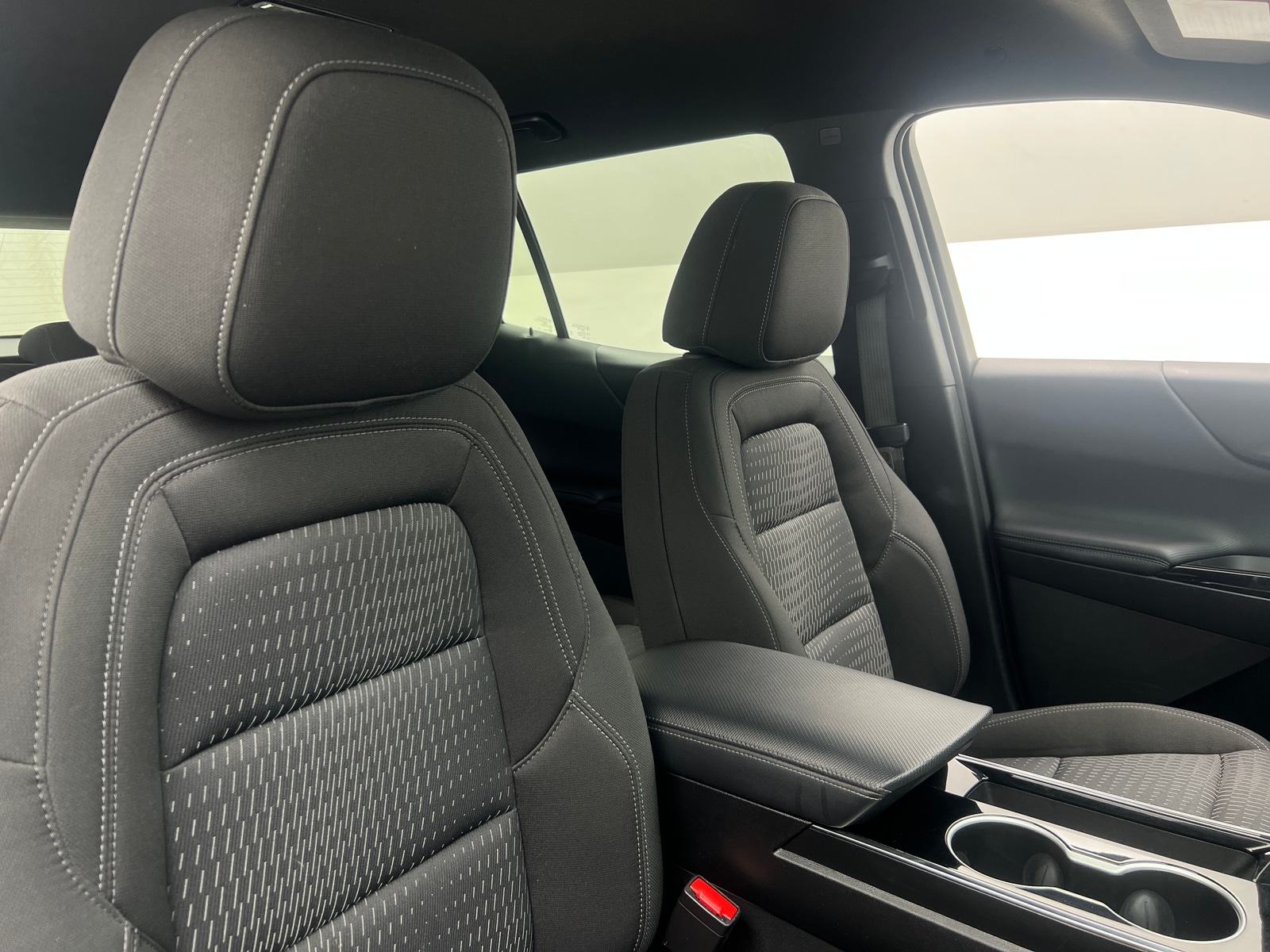 Thumbnail: 2025 Chevrolet Equinox - 2