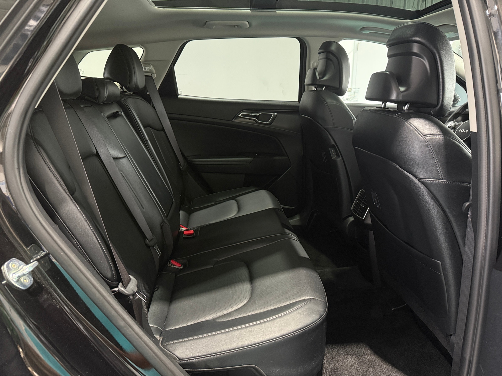 Thumbnail: 2023 Kia Sportage - 5