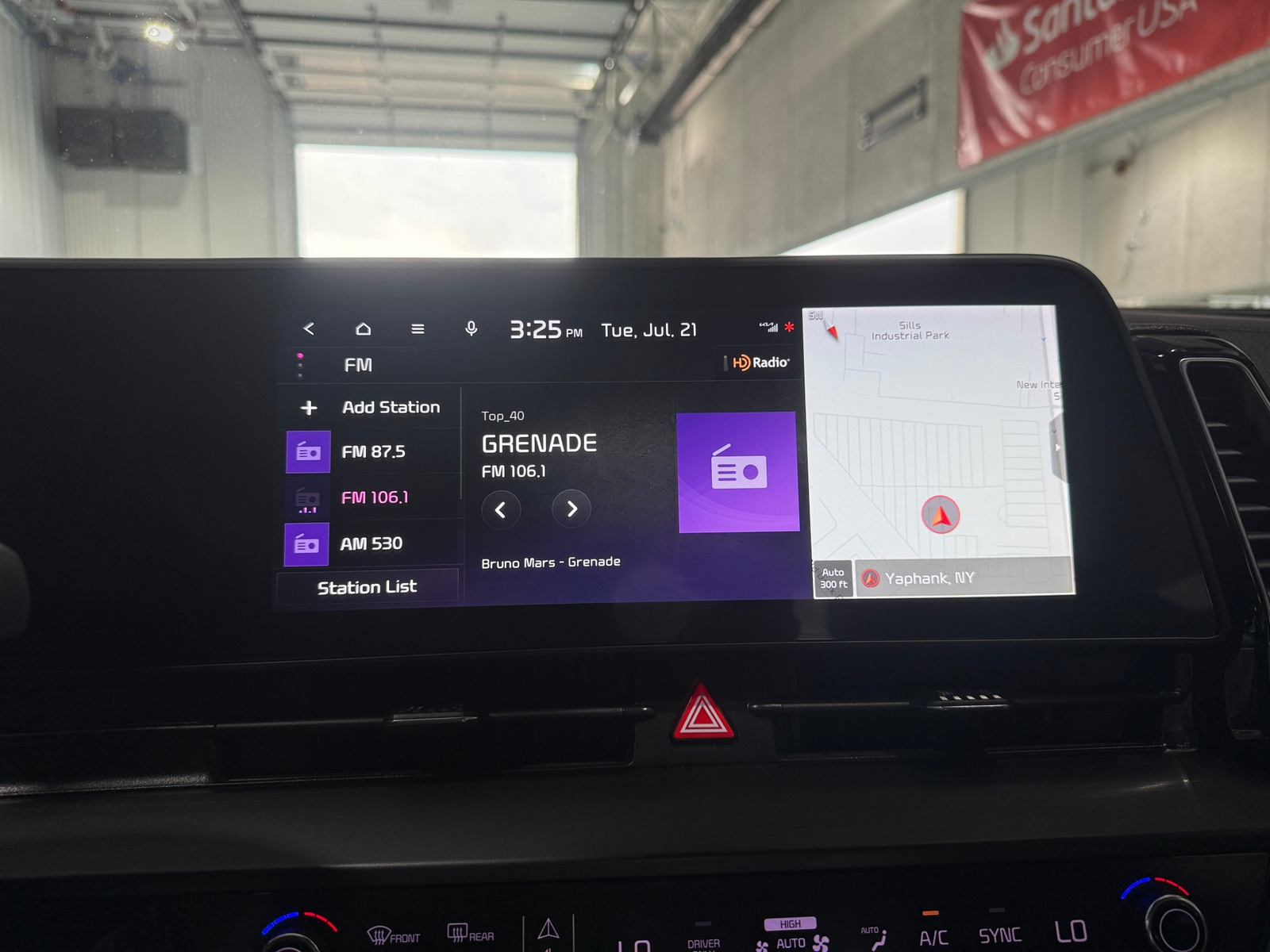 Thumbnail: 2023 Kia Sportage - 3