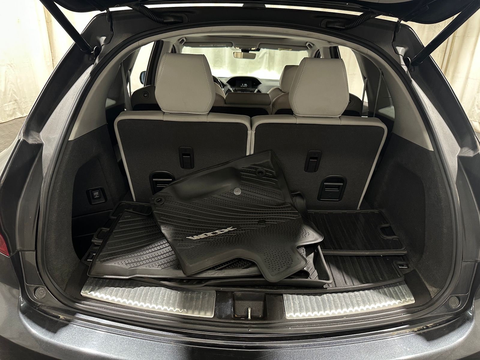 Thumbnail: 2016 Acura MDX - 6