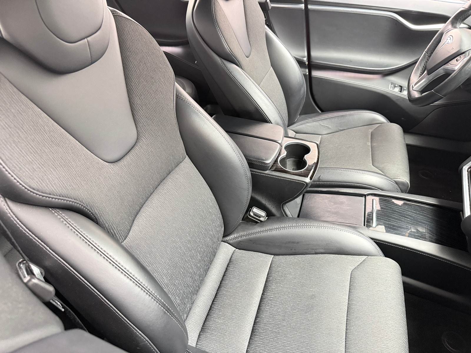 Thumbnail: 2017 Tesla Model S - 2