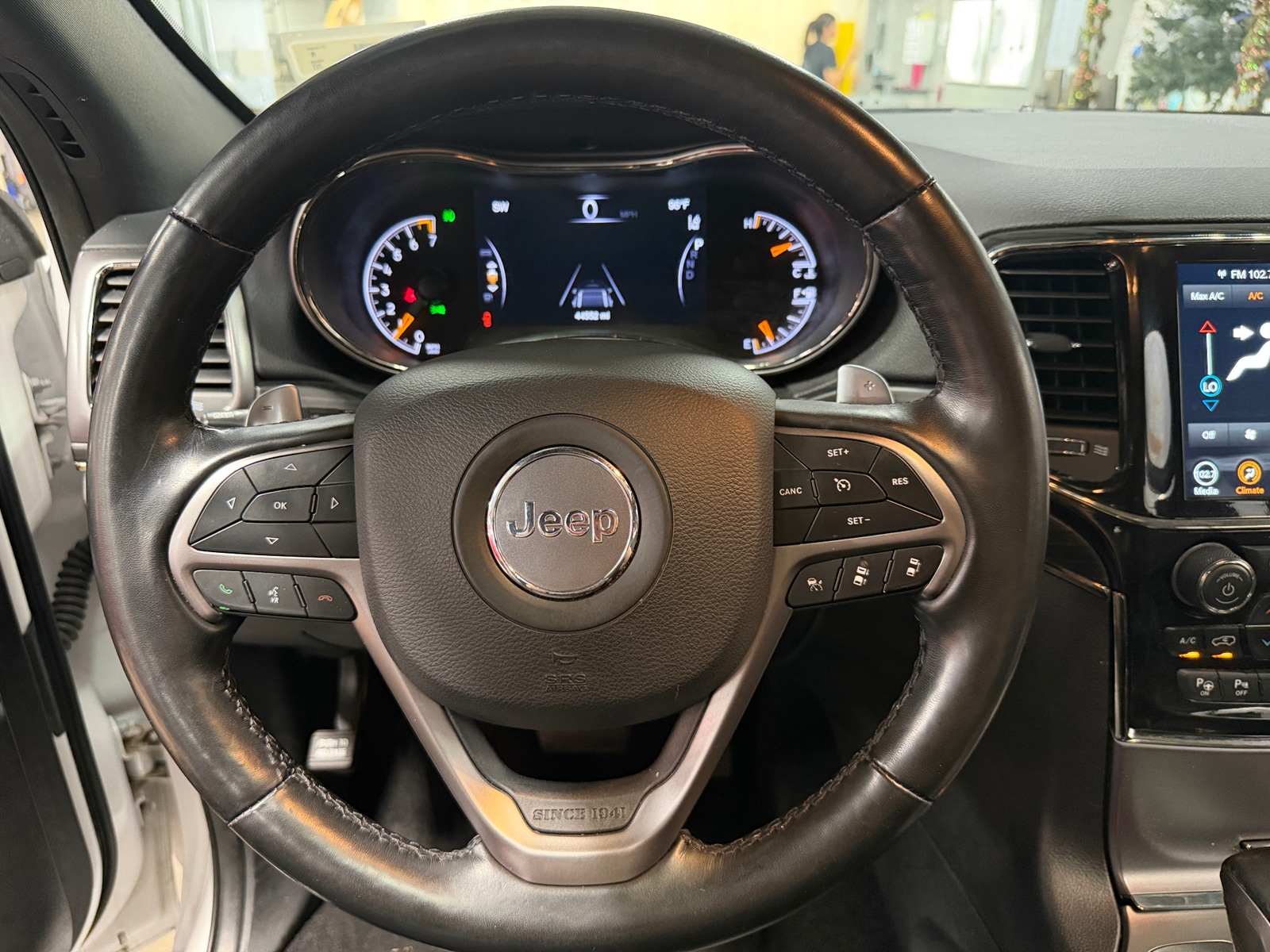Thumbnail: 2021 Jeep Grand Cherokee - 4