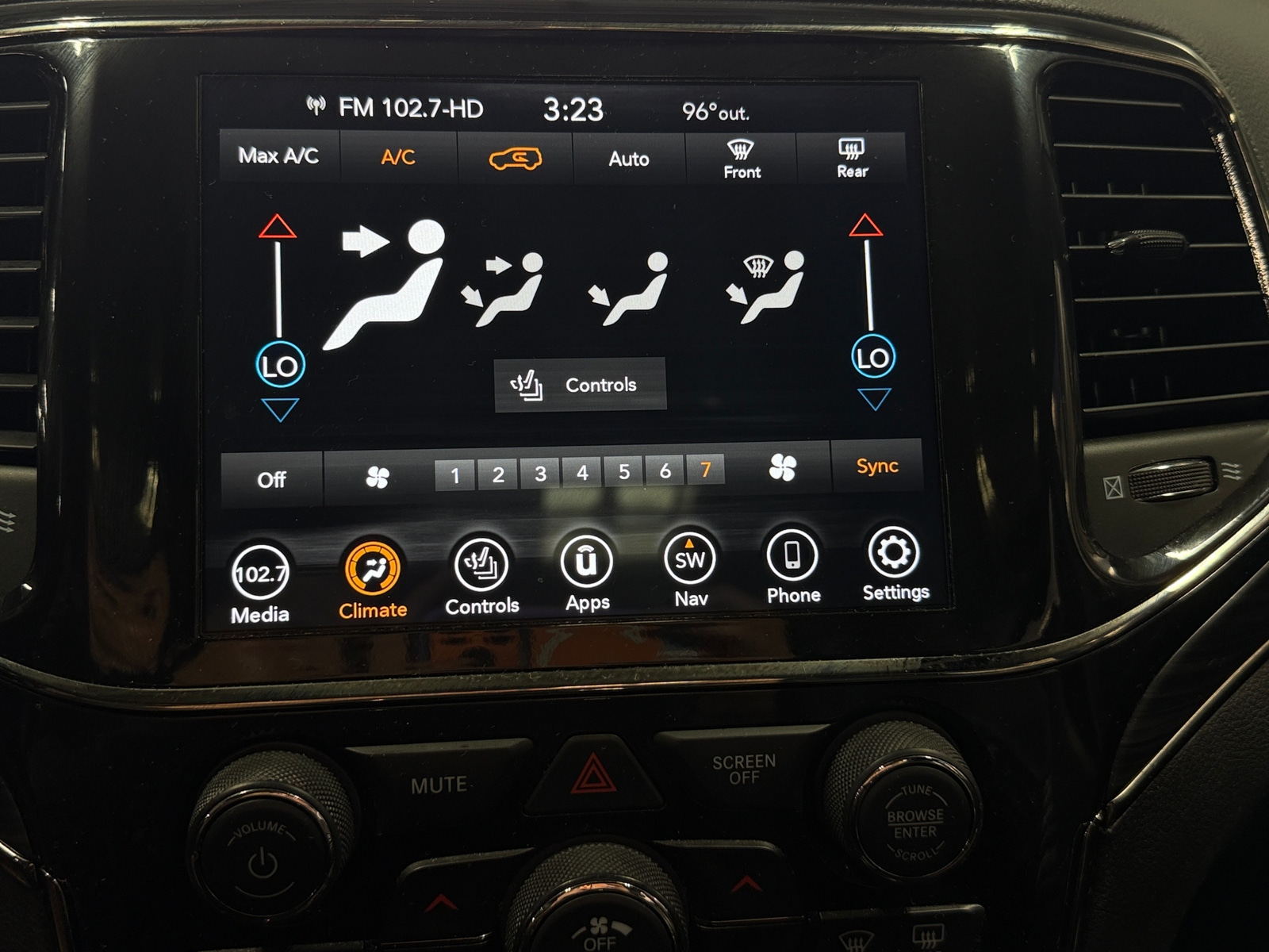 Thumbnail: 2021 Jeep Grand Cherokee - 3