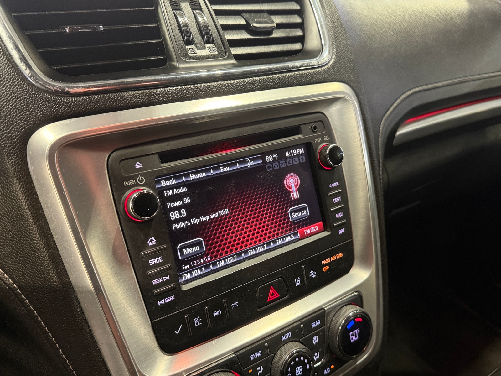 Thumbnail: 2017 GMC Acadia - 3