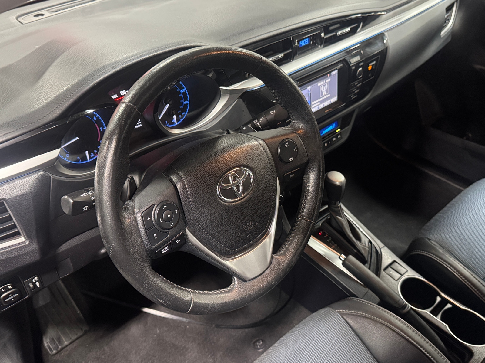 Thumbnail: 2014 Toyota Corolla - 5
