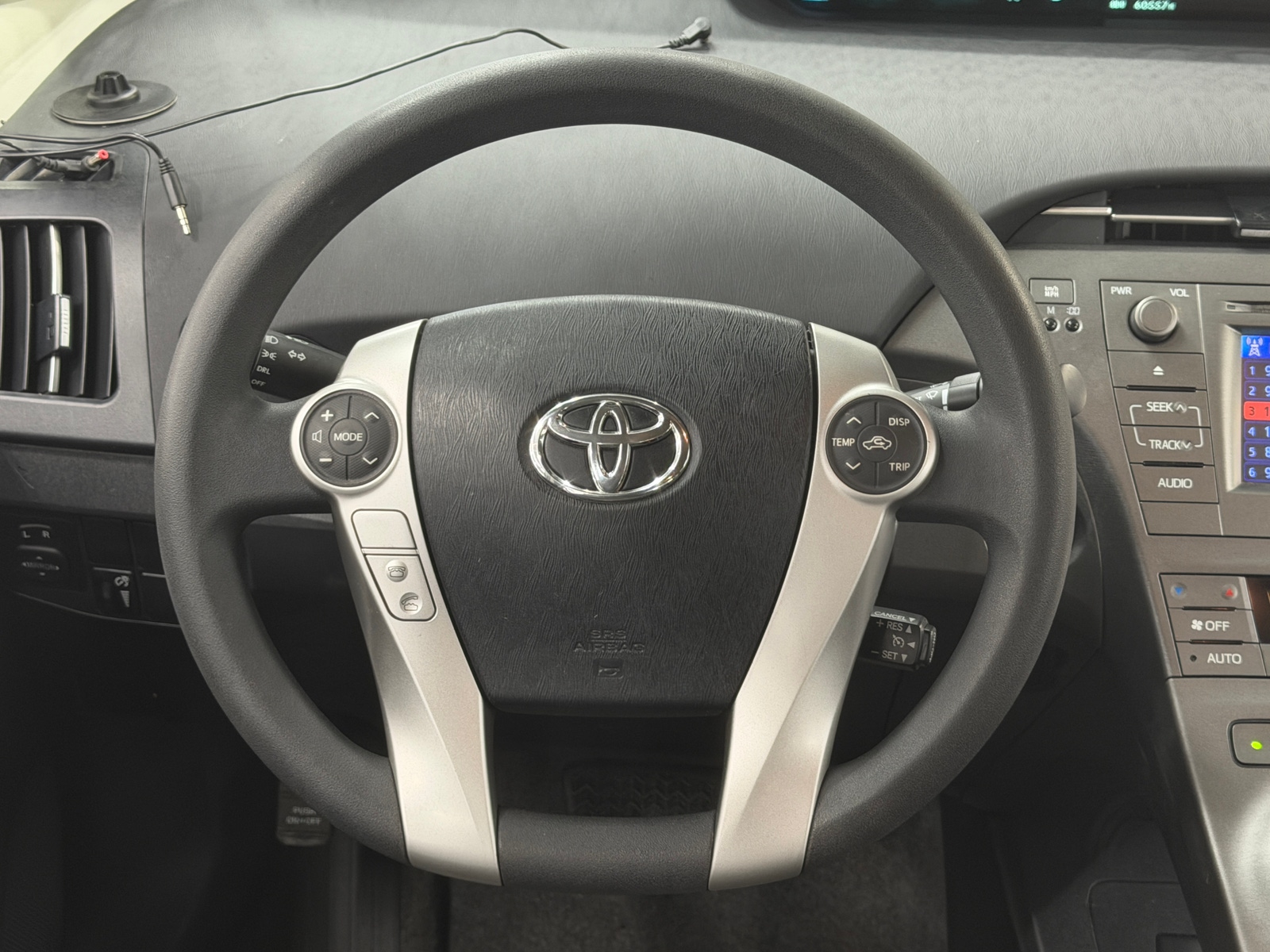 Thumbnail: 2014 Toyota Prius - 5